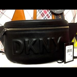 Brandnew DKNY Tilly-Belt Bag